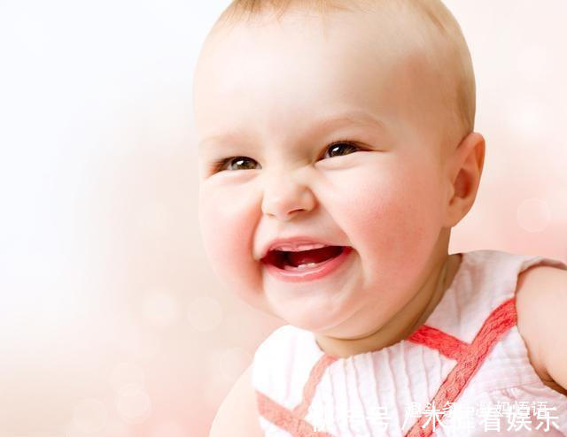 牙齿|几张图说明宝宝长牙的症状和顺序,你家宝宝掉队了吗快来对照吧