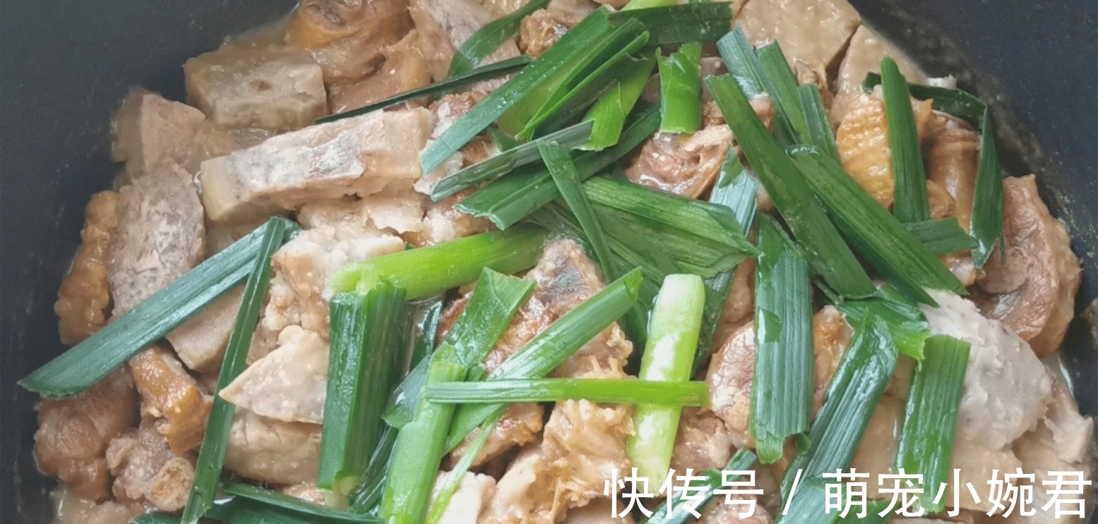 腊鸭|芋头新吃法，一次做5个，咸香松软又简单，出锅好吃下饭越吃越香