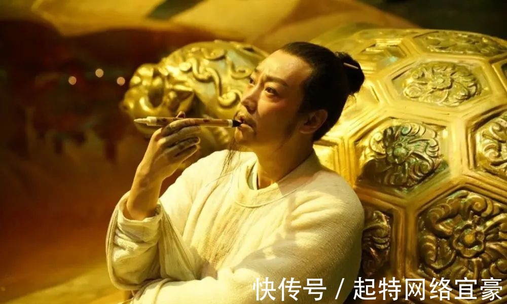 唐玄宗|李白初入翰林院,半醉半醒赋诗三首,诗文惊艳了诗坛,传唱千古