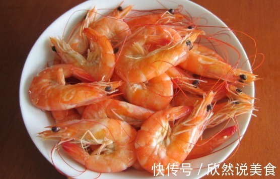 煮冷冻虾时，别直接下锅煮！再加这一步，虾肉新鲜嫩滑，好吃不腥