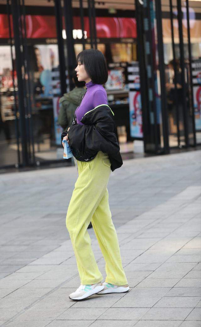 时尚其实非常简单,用对了撞色搭配,再也不用担心不够时髦