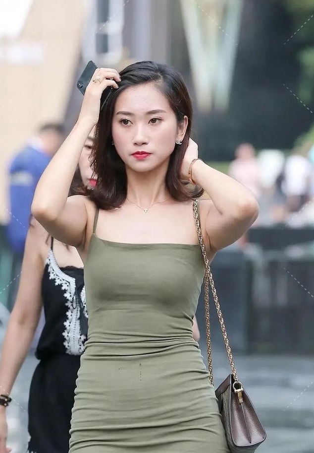 苹果型|“苹果型”身材也能有料,只要你狠心改变穿搭风格,就能美!