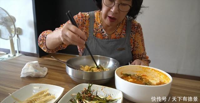 韩国网友评出中国“最难吃”的4道菜,中国吃货:你们只配吃泡菜