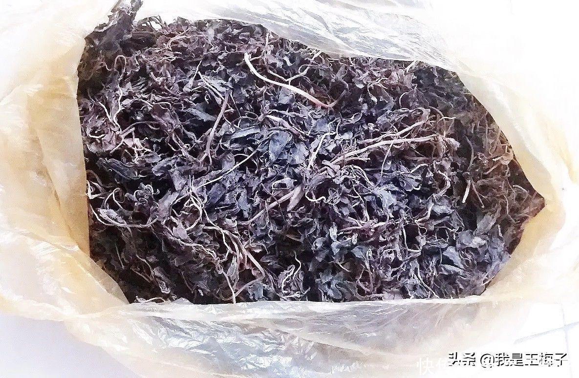黄花菜|夏天,这5种蔬菜不拿来晒干就可惜了,正当季又便宜,炖肉吃特香