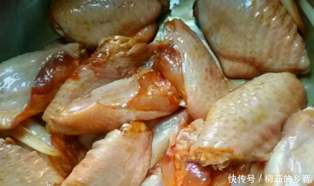 可乐鸡翅,先放鸡翅还是可乐原来我一直做错了,难怪不好吃