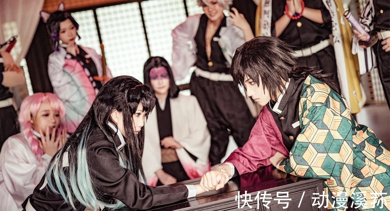 无一郎|《鬼灭之刃》鬼杀队九柱COS,水柱义勇太A了,粉丝希望拍真人版