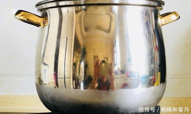 红豆|黑米红豆粥,易于在家制作美味,不再需要在外面购买