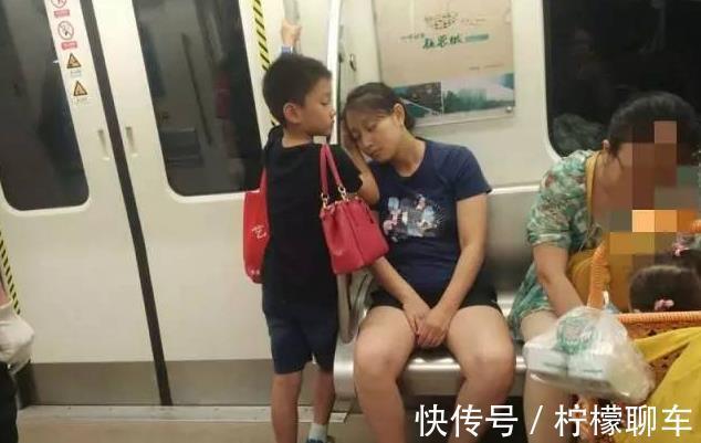 男孩儿|男孩的成熟和女孩的成熟不一样!父母不会教,孩子一辈子都长不大