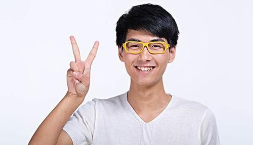 睡眠质量|男性过了50岁,还能做到4件事,表示身体很年轻,了解一下