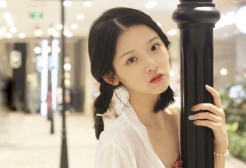 薛宝钗#影版《红楼梦》来了,林黛玉薛宝钗美得冒泡,贾宝玉更是颜值巅峰