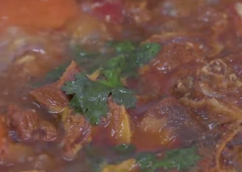 孩子爱吃的红焖羊肉,做法简单,味道鲜美,吃一次念念不忘