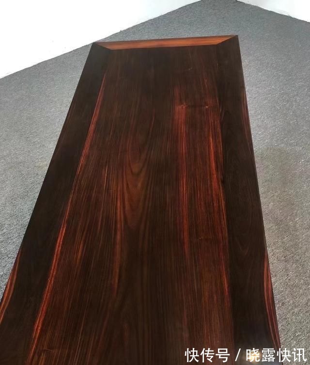 唐宋时期@隽秀挺拔,插肩隼剑腿独板画案,明式家具经典