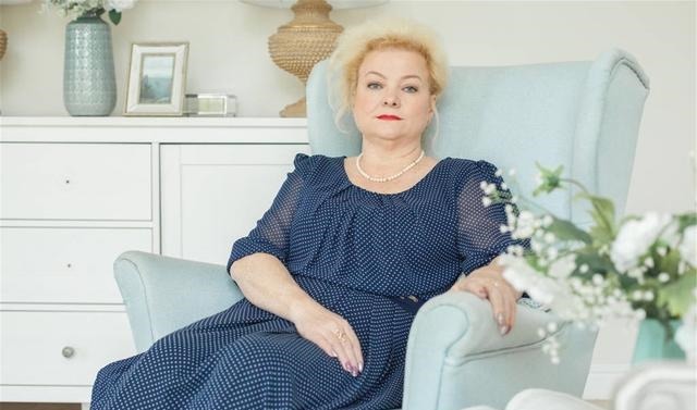 钙质|女性衰老的“催化剂”已揭晓,熬夜并不是第一,看完后,趁早改正