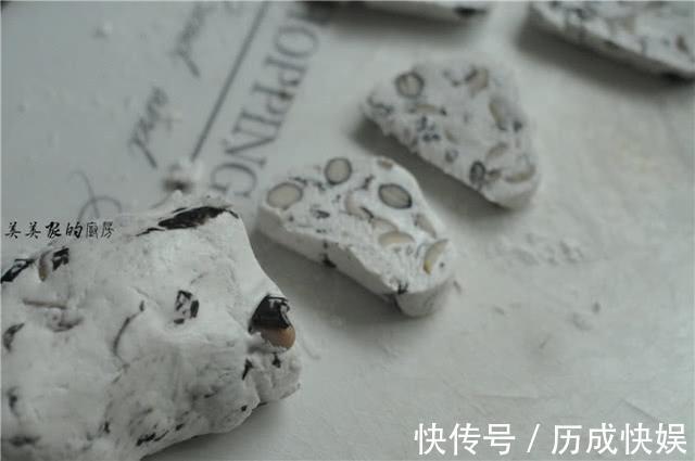 黑豆|人称“蛋白之王”，补铁是黄豆的30倍！3块钱做1锅，好吃省事