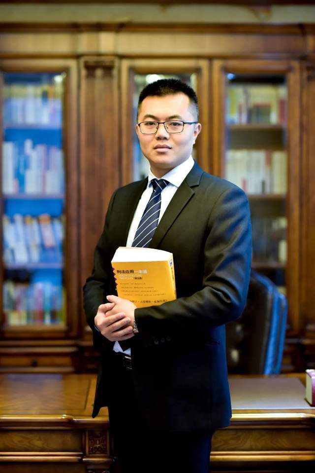 t01726efe186b986873.jpg?size=640x959