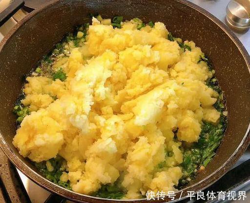 迷上|孩子最近迷上了土豆的这种做法,三天两头吵着吃。