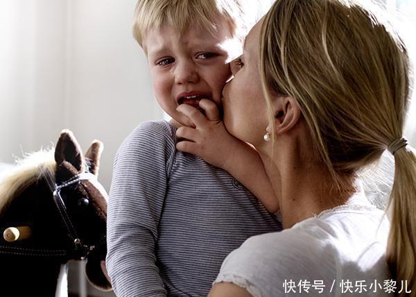 负面情绪|动不动就哭的娃,与忍着不哭的孩子,10年后两者有何区别?