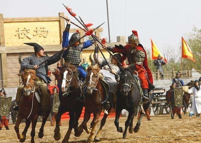 装饰|红缨枪上为什么要绑红缨?并不是为了装饰,说了你可能不信