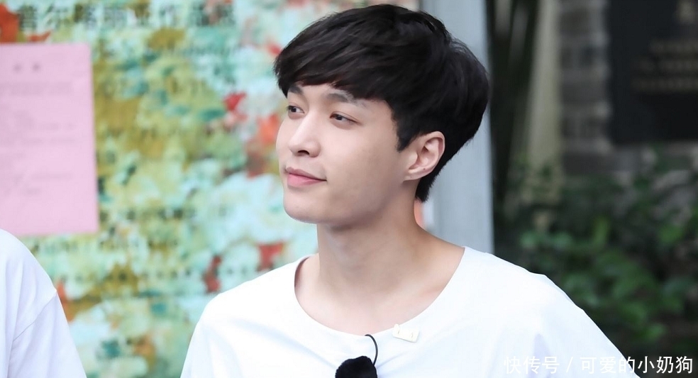 节目 从单纯小绵羊到腹黑小狐狸,快6年了,终于发现张艺兴蜕变的原因