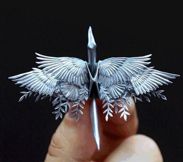 灵感$抑郁小哥把一只2毛钱的千纸鹤折成了我买不起的样子,不但病好了还年入百万