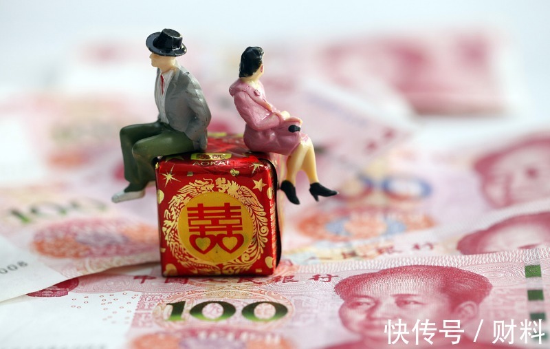 贷款|为什么要掏空自己的财产,甚至不惜贷款,也要买70年产权的房子?