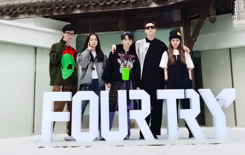 主咖|又一潮流類新綜藝來襲！黃明昊李佳琦是主咖，一看飛行嘉賓，追定