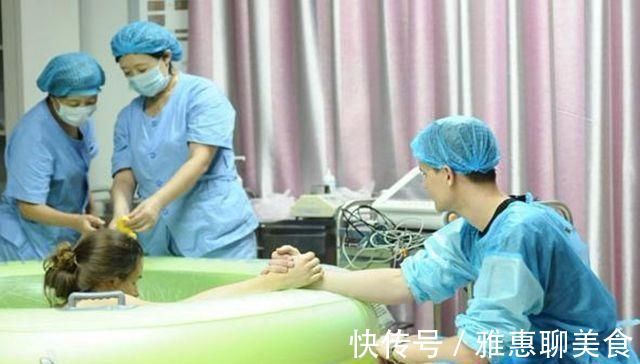 产程|水中分娩到底好不好过来人说了实话,和我们想的不一样