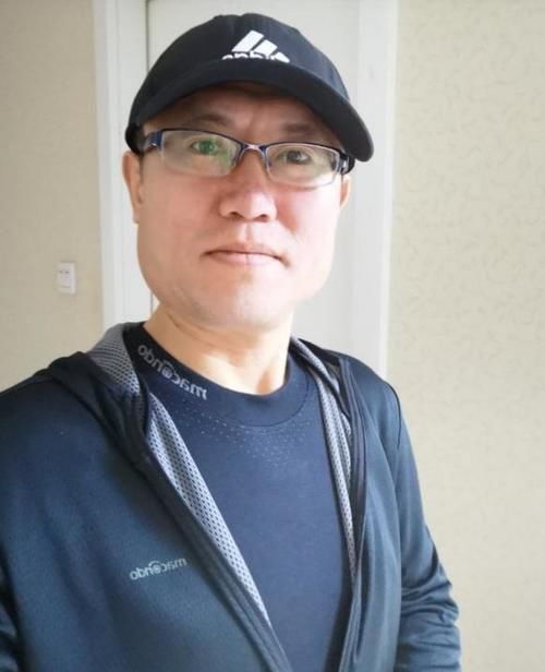 自律|每天5点起床跑步,他5个月减掉50斤:自律的人才有未来