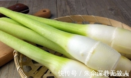 蔬菜|买茭白，“扁的”“圆的”选哪种？掌握3要3不要，个个鲜嫩营养足