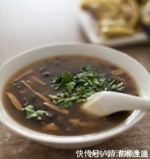 胡辣汤胡辣汤|如果给你10万块,以下这5种早餐,选一种吃一年,你会选哪个?