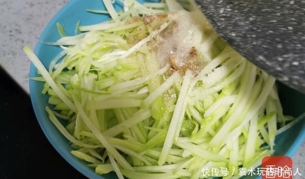 它既是水果又是蔬菜,含钙量是黄瓜的3倍,补钙又提高智力别错过