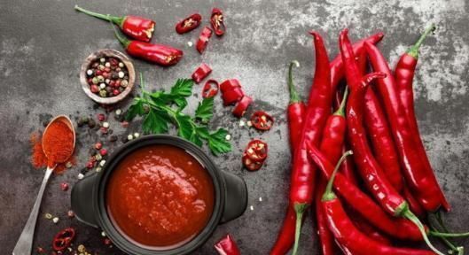 更年期妇女|女性进入更年期,4物别往嘴里塞,医生:管住嘴,还能唤回第二春