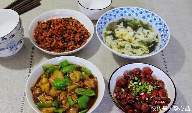 干豆腐块|大热天宝妈不闲着，一周晚餐换着花样做，荤素搭配又经济，味道香