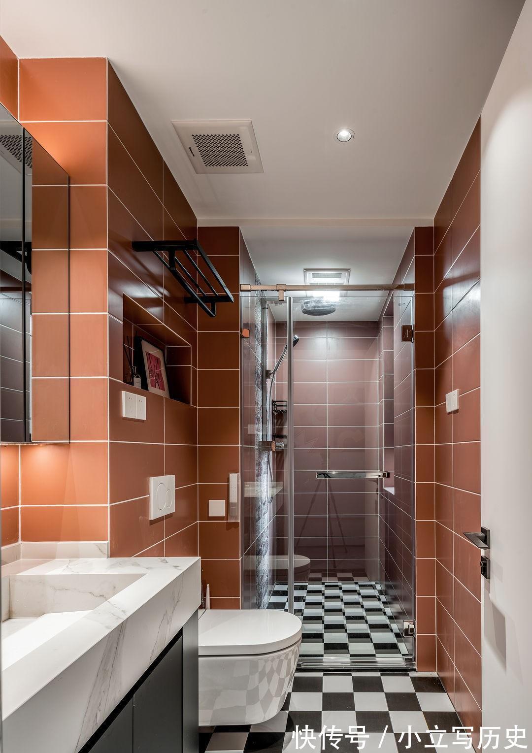 业主|红绿色搭配出雅致空间,热情活泼又张扬,不失自由和浪漫