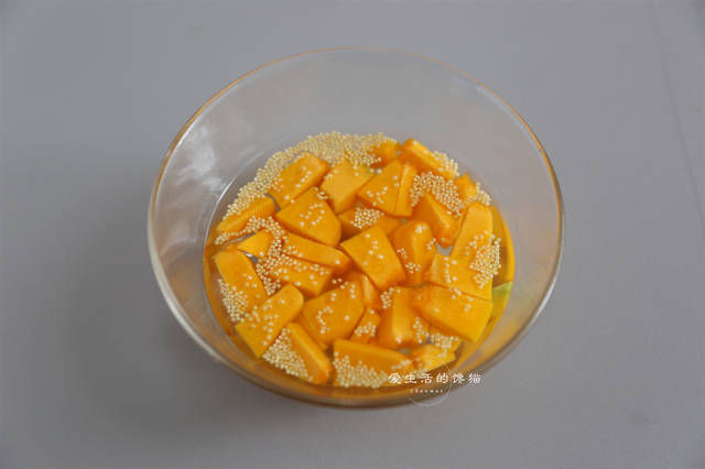 它是春季最佳饮品，钙质高，养脾胃，香浓爽滑，孩子爱喝还长个