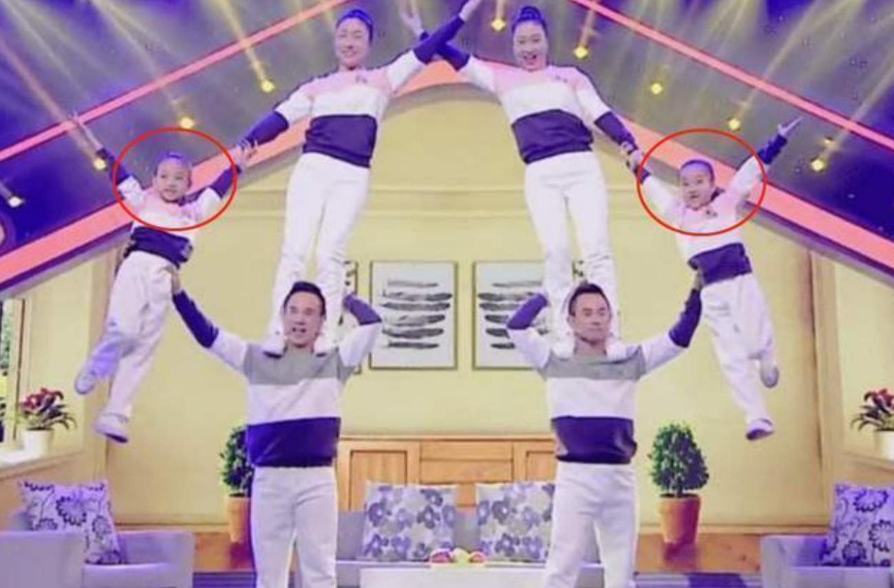 兄弟|双胞胎姐妹嫁给了双胞胎兄弟,各自生下孩子后,网友:复制粘贴