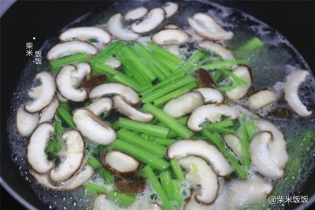 适合晚餐吃的一道菜，营养低脂味道好，做法简单，好吃不长胖