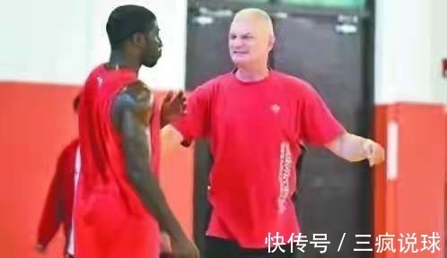 广东队|3消息!广东有意法国内线,北京首钢副总离队,山东组豪华教练组