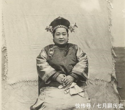 容貌|清朝有钱人的太太并不是貌美如花,看看真实的容貌