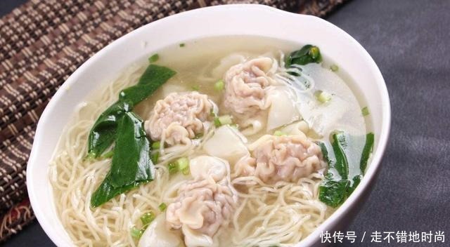中国有名的“8碗面”,南方4碗北方3碗,剩一碗是“面中之王”