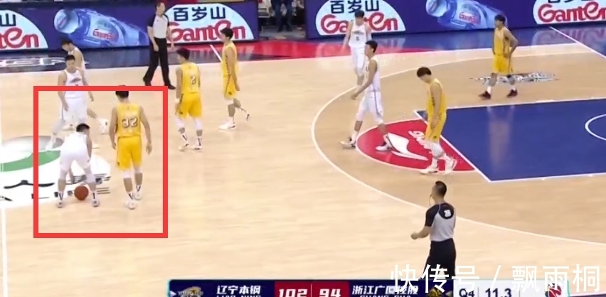 杨鸣|4分钟轰出15-3,差8分换3阵,教练提前握手,CBA联赛你看懂了吗?