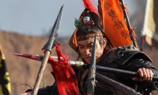 卢俊义|水浒中战力最强的好汉,他吓得卢俊义不敢出战,还击败3个五虎将