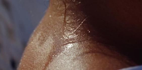 芡实|体内湿气重,会有以下3个表现,吃3种食物,排出湿气,身体健康