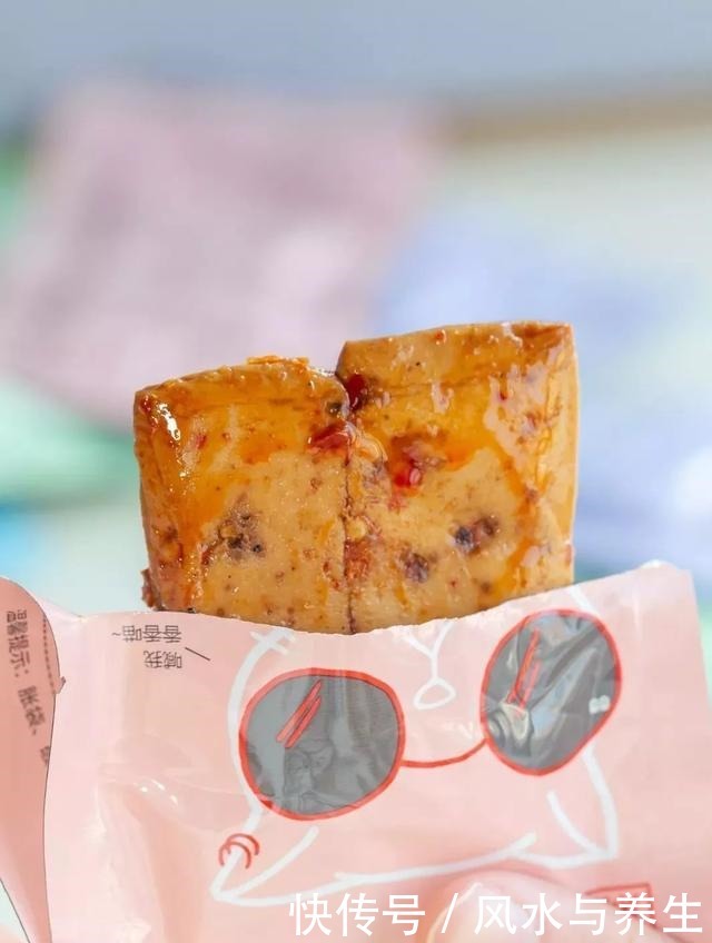 李佳琦推荐的8款零食,每款都很美味,你都吃过吗