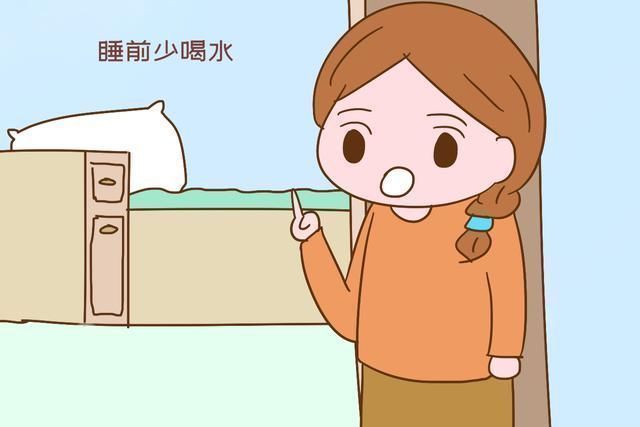 一杯温开水|怀孕后,孕妈喝水时要讲究,以下方式会让羊水更清澈,对胎儿好