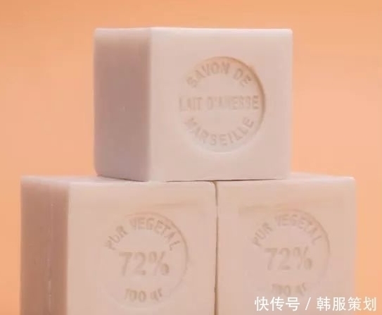 伤脸的5个洗法，越这样洗，皮肤粗糙不水润，毛孔会粗大