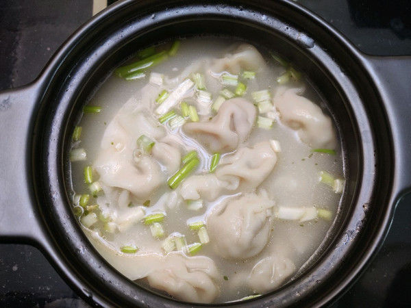 馄饨|鱼汤做底虾仁馄饨