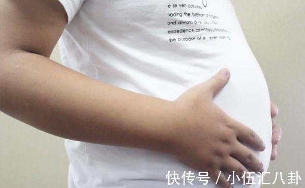 做俯卧撑|40岁男子，每天50个俯卧撑，坚持1年，收获了这些好处