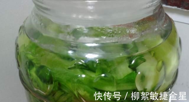 爽口|掌握这三个小细节,酸味蔬菜脆爽口入味,长时间放不烂无任何添加!