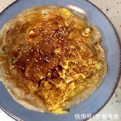 jessic这道十分钟健康早餐之酱香鸡蛋手抓饼，最适合宝宝吃